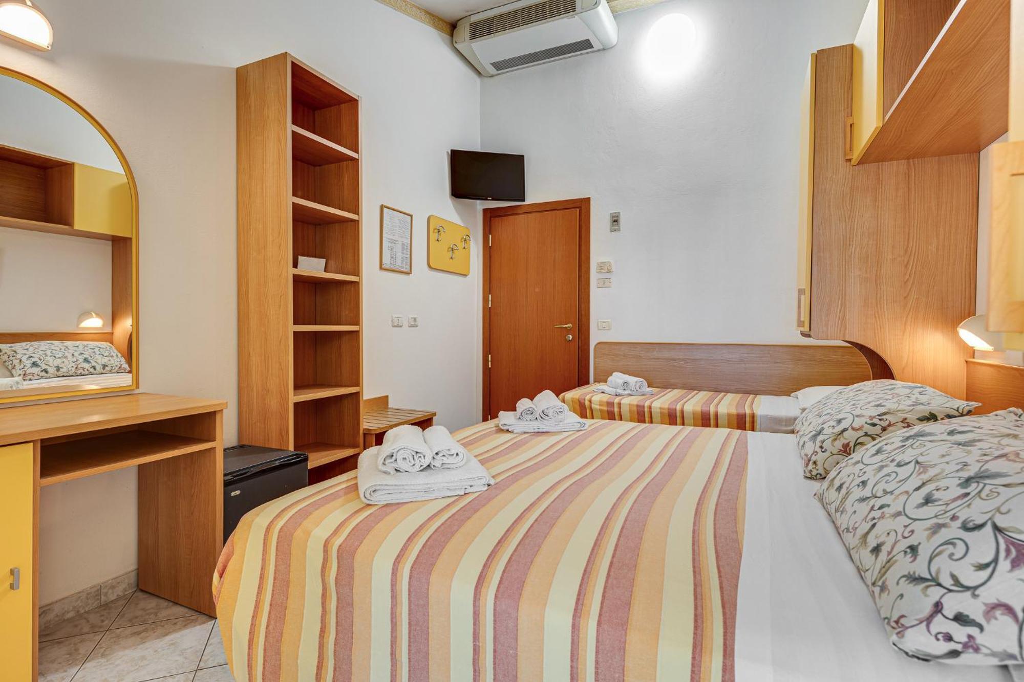 Hotel Atlantic Gatteo a Mare Esterno foto