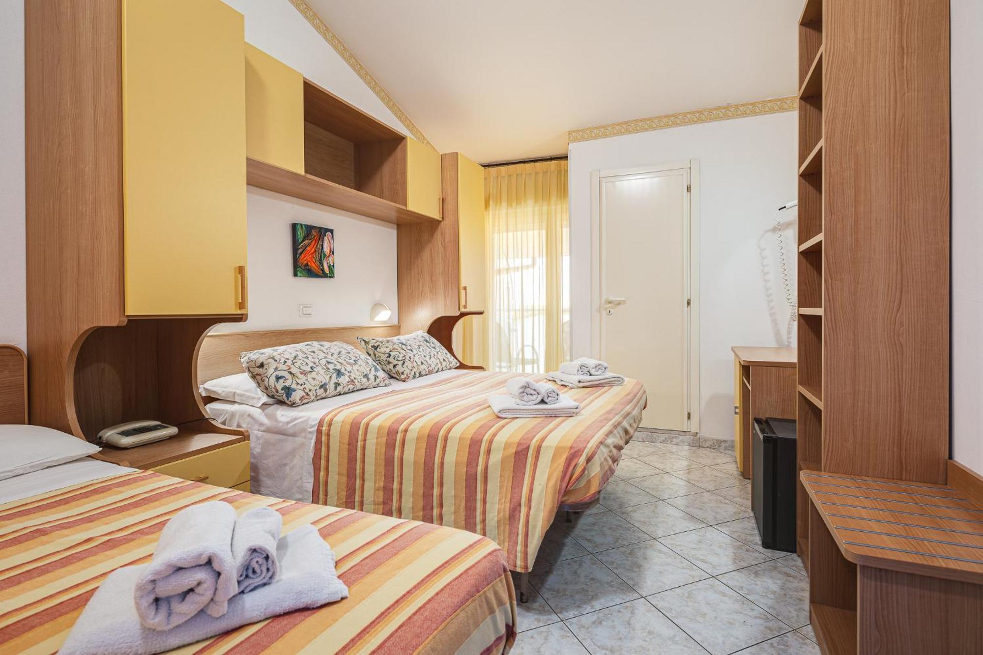 Hotel Atlantic Gatteo a Mare Esterno foto